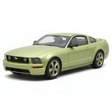 [AutoArt] 1:18 Ford 2005 Mustang GT Green Model Car Die-Cast