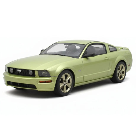 [AutoArt] 1:18 Ford 2005 Mustang GT Green Model Car Die-Cast