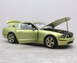 [AutoArt] 1:18 Ford 2005 Mustang GT Green Model Car Die-Cast