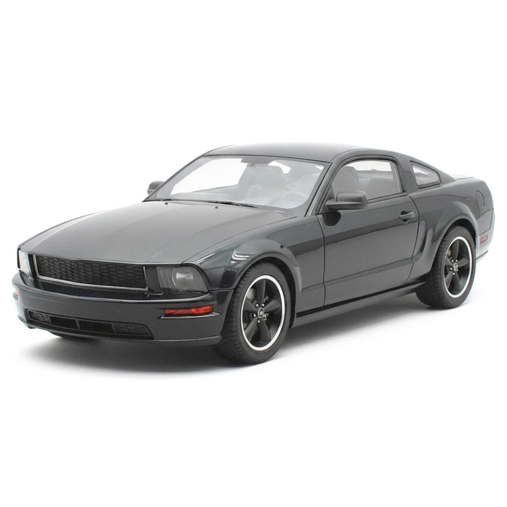 [AutoArt] 1:18 Ford 2008 Mustang Bullitt GT Black Model Car Die-Cast