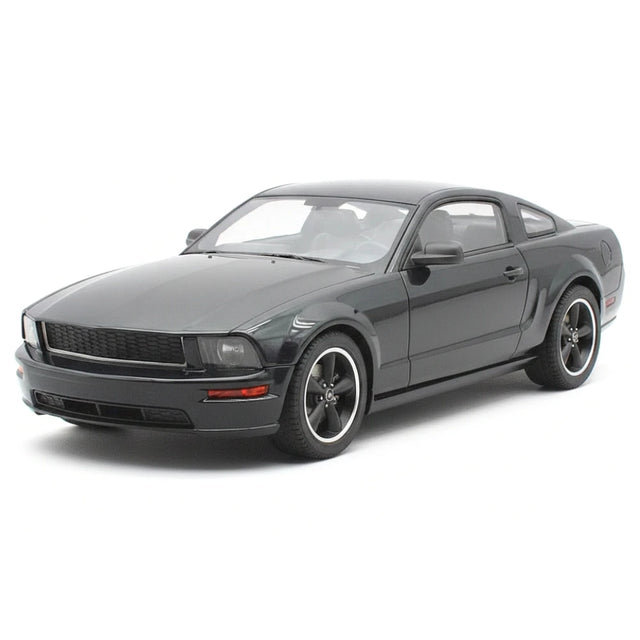 [AutoArt] 1:18 Ford 2008 Mustang Bullitt GT Black Model Car Die-Cast