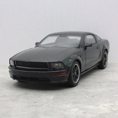 [AutoArt] 1:18 Ford 2008 Mustang Bullitt GT Black Model Car Die-Cast