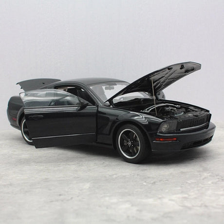 [AutoArt] 1:18 Ford 2008 Mustang Bullitt GT Black Model Car Die-Cast