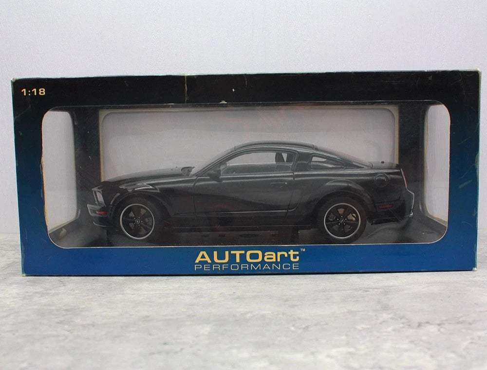 [AutoArt] 1:18 Ford 2008 Mustang Bullitt GT Black Model Car Die-Cast
