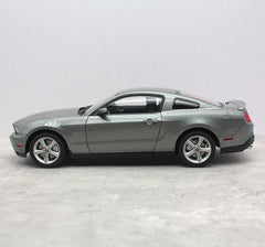 [AutoArt] 1:18 Ford 2010 Mustang GT Gray Model Car Die-Cast