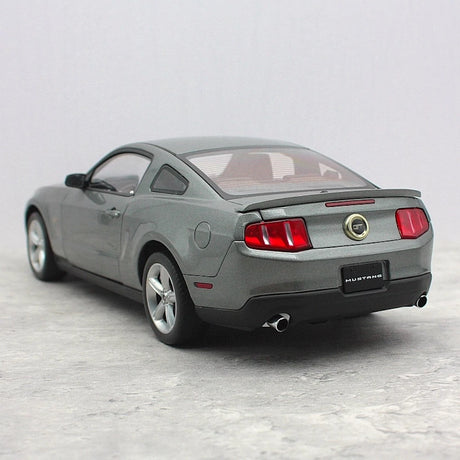 [AutoArt] 1:18 Ford 2010 Mustang GT Gray Model Car Die-Cast