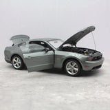 [AutoArt] 1:18 Ford 2010 Mustang GT grå modellbil Die-Cast