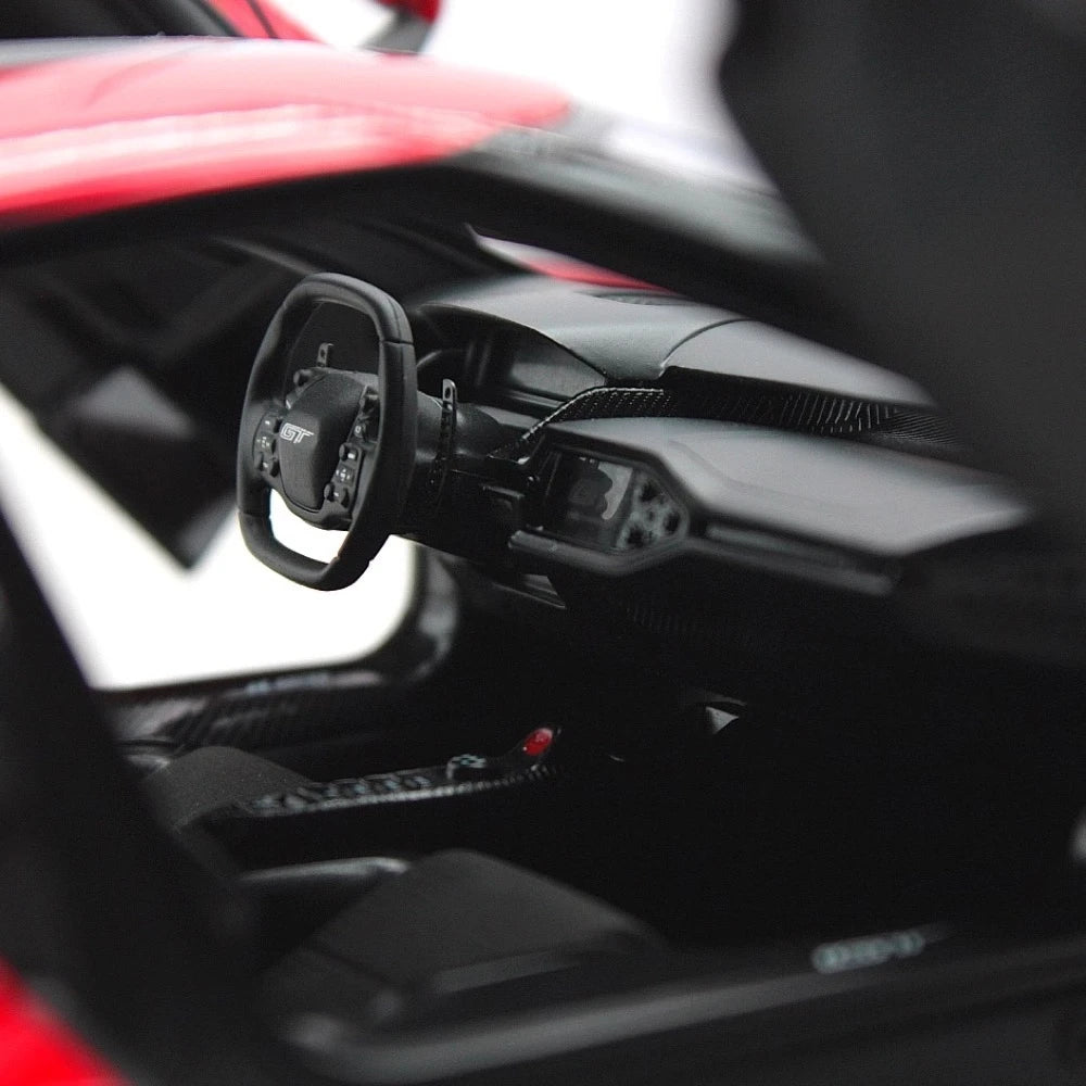[AutoArt] 1:18 Ford 2017 GT Red Model Car Die-Cast
