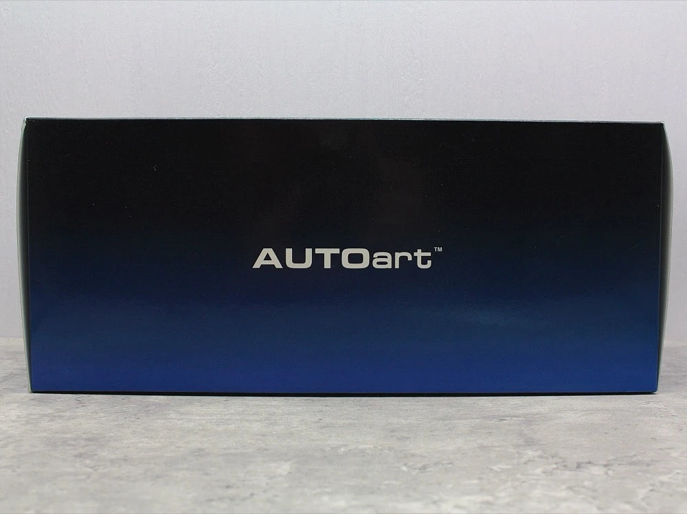 [AutoArt] 1:18 Ford 2017 GT Red Model Car Die-Cast