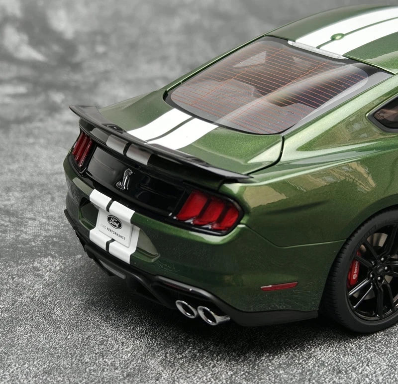 [AutoArt] 1:18 Ford 2020 Mustang Shelby GT500 Green Model Car Die-Cast