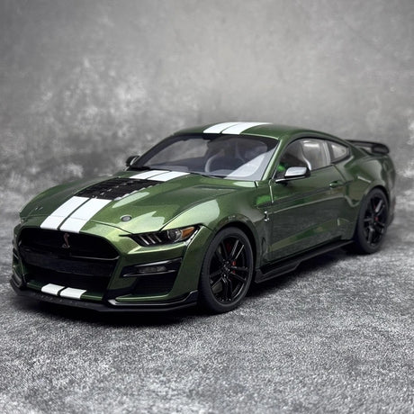 [AutoArt] 1:18 Ford 2020 Mustang Shelby GT500 Green Model Car Die-Cast