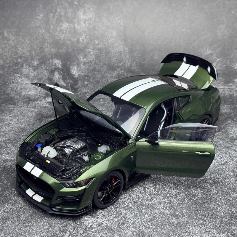 [AutoArt] 1:18 Ford 2020 Mustang Shelby GT500 verde modellino di auto Die-Cast