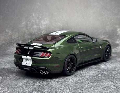 [AutoArt] 1:18 Ford 2020 Mustang Shelby GT500 Green Model Car Die-Cast