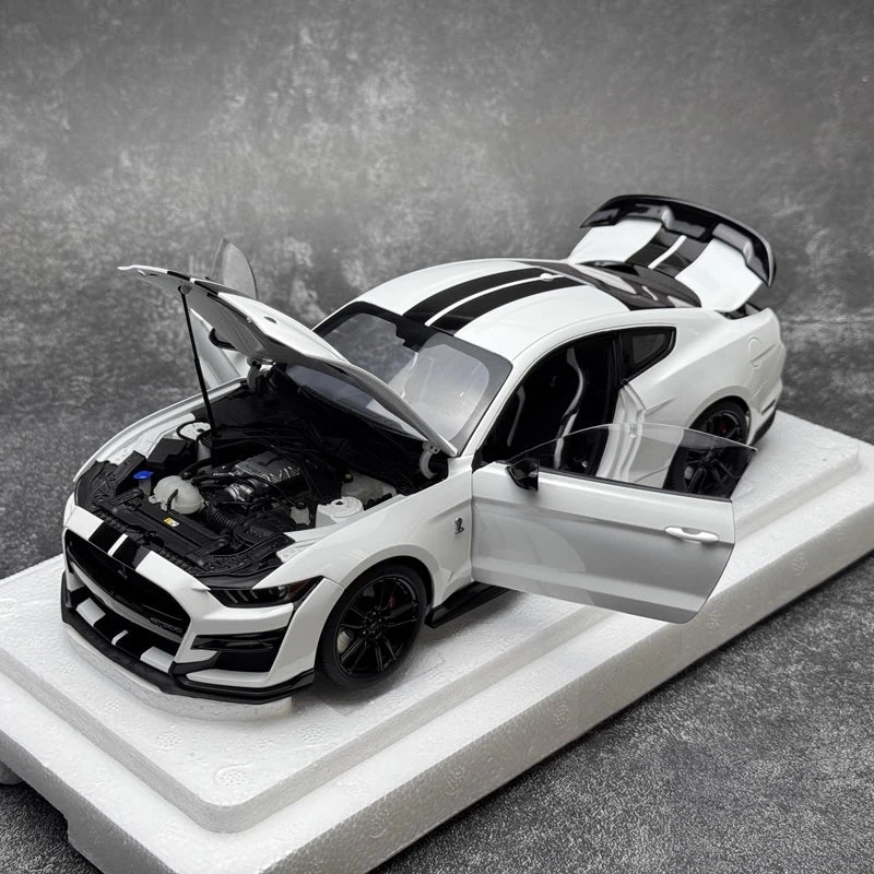 [AutoArt] 1:18 Ford 2020 Mustang Shelby GT500 blanc voiture miniature Die-Cast