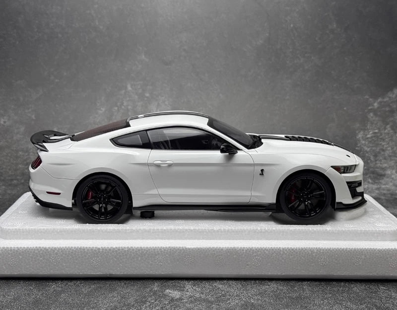 [AutoArt] 1:18 Ford 2020 Mustang Shelby GT500 blanc voiture miniature Die-Cast