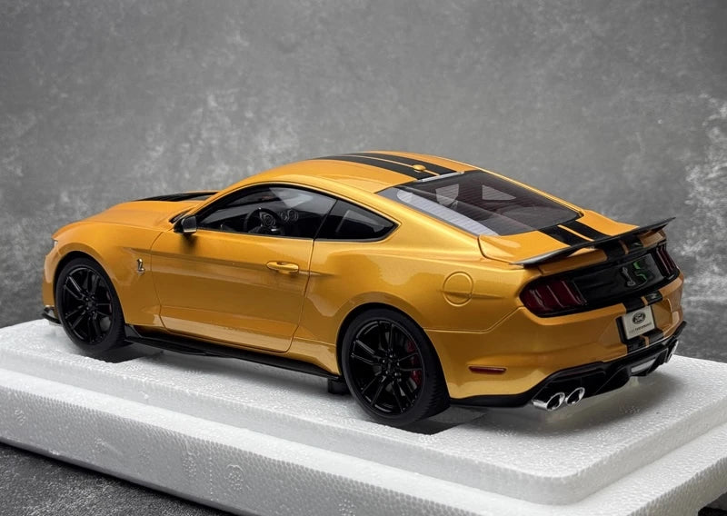 [AutoArt] 1:18 Ford 2020 Mustang Shelby GT500 giallo modellino di auto Die-Cast
