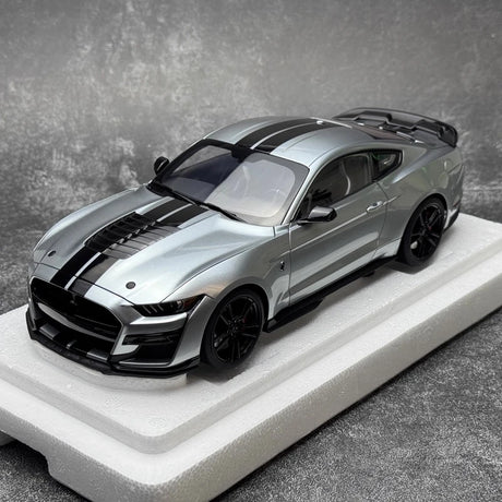 [AutoArt] 1:18 Ford 2020 Mustang Shelby GT500 Silver Model Car Die-Cast
