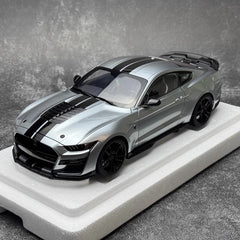 [AutoArt] 1:18 Ford 2020 Mustang Shelby GT500 Silver Model Car Die-Cast