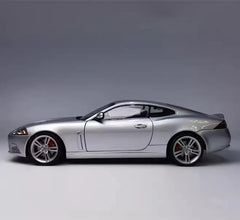 [AutoArt] 1:18 Jaguar 2006 XK Silver Model Car Die-Cast