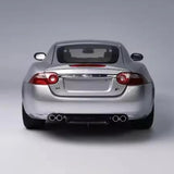 [AutoArt] 1:18 Jaguar 2006 XK hopea pienoismalli Die-Cast