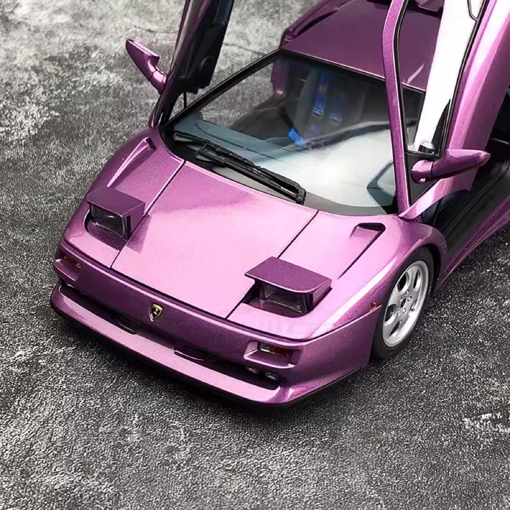 [AutoArt] 1:18 Lamborghini 1994 Diablo SE30 Jota Purple Model Car Die-Cast