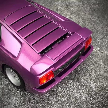 [AutoArt] 1:18 Lamborghini 1994 Diablo SE30 Jota Purple Model Car Die-Cast