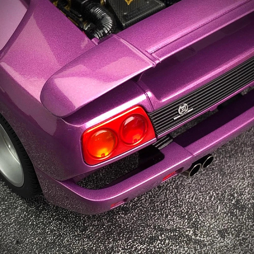 [AutoArt] 1:18 Lamborghini 1994 Diablo SE30 Jota Purple Model Car Die-Cast
