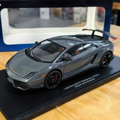 [AutoArt] 1:18 Lamborghini 2010 Gallardo LP570-4 Superleggera gris voiture miniature Die-Cast