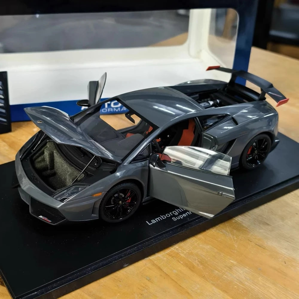 [AutoArt] 1:18 Lamborghini 2010 Gallardo LP570-4 Superleggera Gray Model Car Die-Cast
