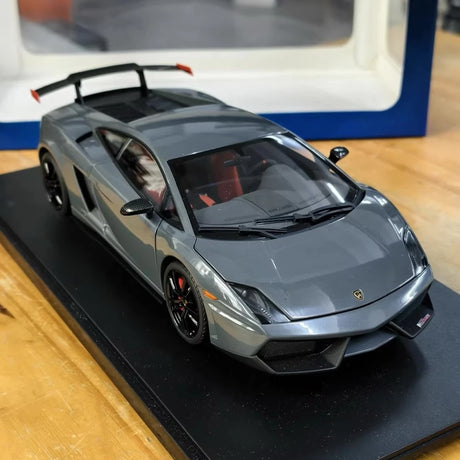 [AutoArt] 1:18 Lamborghini 2010 Gallardo LP570-4 Superleggera Gray Model Car Die-Cast