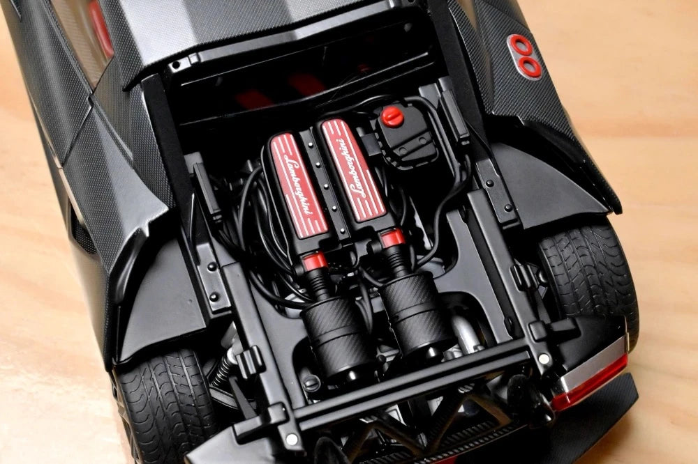 [AutoArt] 1:18 Lamborghini 2011 Sesto Elemento Black Model Car Die-Cast