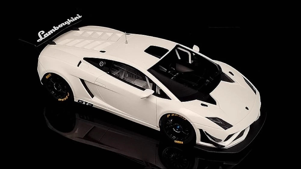 [AutoArt] 1:18 Lamborghini 2013 Gallardo GT3 FL2 White Model Car Die-Cast