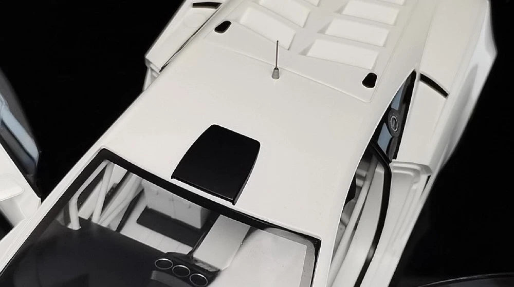 [AutoArt] 1:18 Lamborghini 2013 Gallardo GT3 FL2 White Model Car Die-Cast