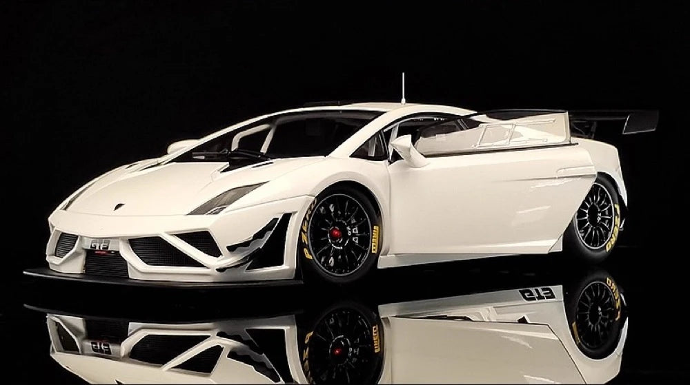 [AutoArt] 1:18 Lamborghini 2013 Gallardo GT3 FL2 White Model Car Die-Cast