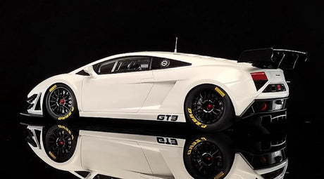[AutoArt] 1:18 Lamborghini 2013 Gallardo GT3 FL2 White Model Car Die-Cast