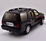 [Autoart] 1:18 Lincoln 2003 Navigator zwart modelauto Die-Cast