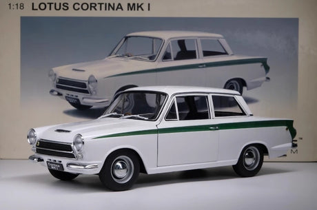[AutoArt] 1:18 Lotus 1963 Cortina Mk1 White Model Car Die-Cast