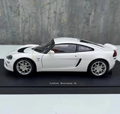 [AutoArt] 1:18 Lotus 2006 Europa S bianco modellino di auto Die-Cast