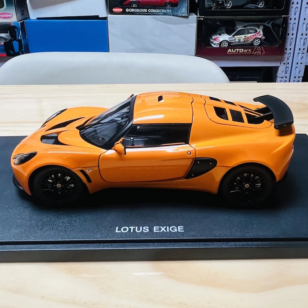 [AutoArt] 1:18 Lotus 2006 Exige S oranje modelauto Die-Cast