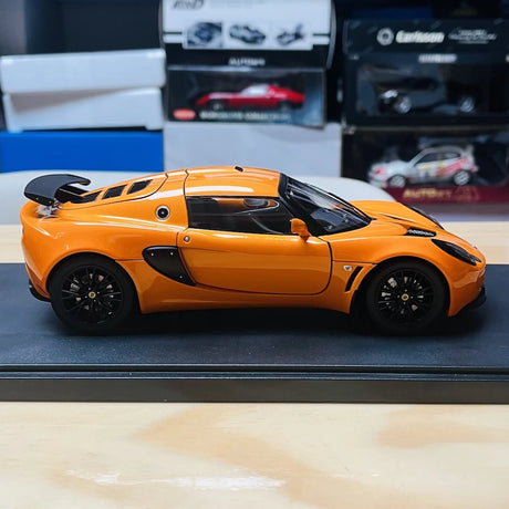 [AutoArt] 1:18 Lotus 2006 Exige S Orange Model Car Die-Cast