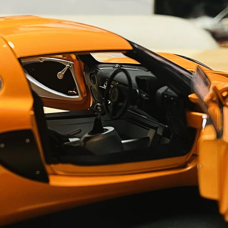 [AutoArt] 1:18 Lotus 2006 Exige S Orange Model Car Die-Cast