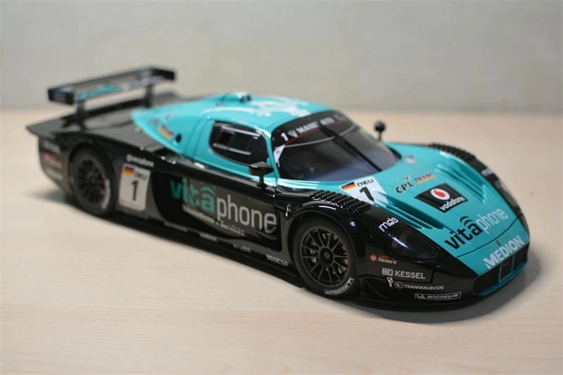 [Autoart] 1:18 Maserati 2006 MC12 GT1 #1 pienoismalli Die-Cast