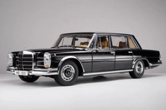 [AutoArt] 1:18 Mercedes-Benz 1963 600 Pullman W100 Black Model Car Die-Cast