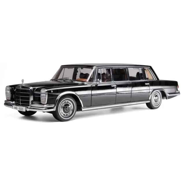 [AutoArt] 1:18 Mercedes-Benz 1963 600 Pullman W100 LWB Black Model Car Die-Cast
