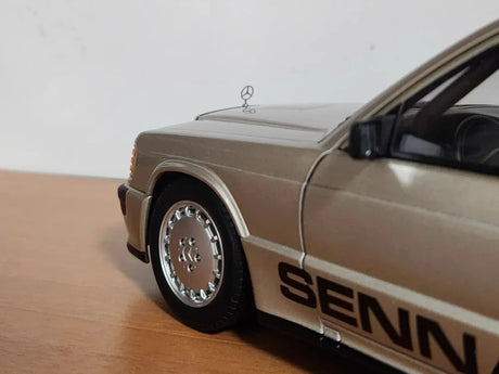 [AutoArt] 1-18 Mercedes-Benz 1984 190E 2.3-16 Nu_rburgring Challenge #11 Senna Die-Cast