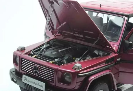 [AutoArt] 1:18 Mercedes-Benz 1998 G500 SWB Pink Model Car Die-Cast