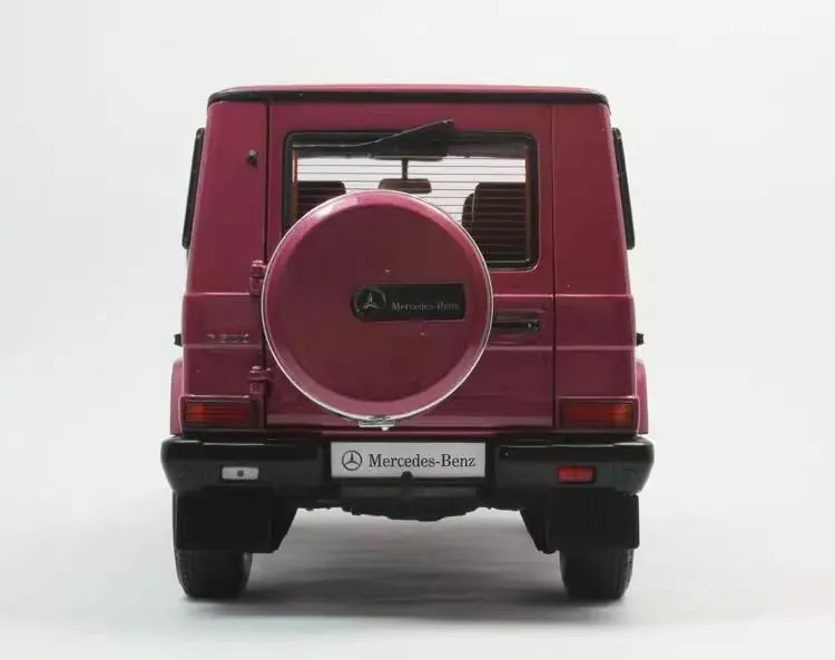 [AutoArt] 1:18 Mercedes-Benz 1998 G500 SWB Pink Model Car Die-Cast