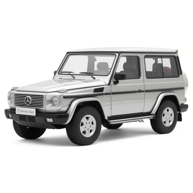 [AutoArt] 1:18 Mercedes-Benz 1998 G500 SWB Silver Model Car Die-Cast