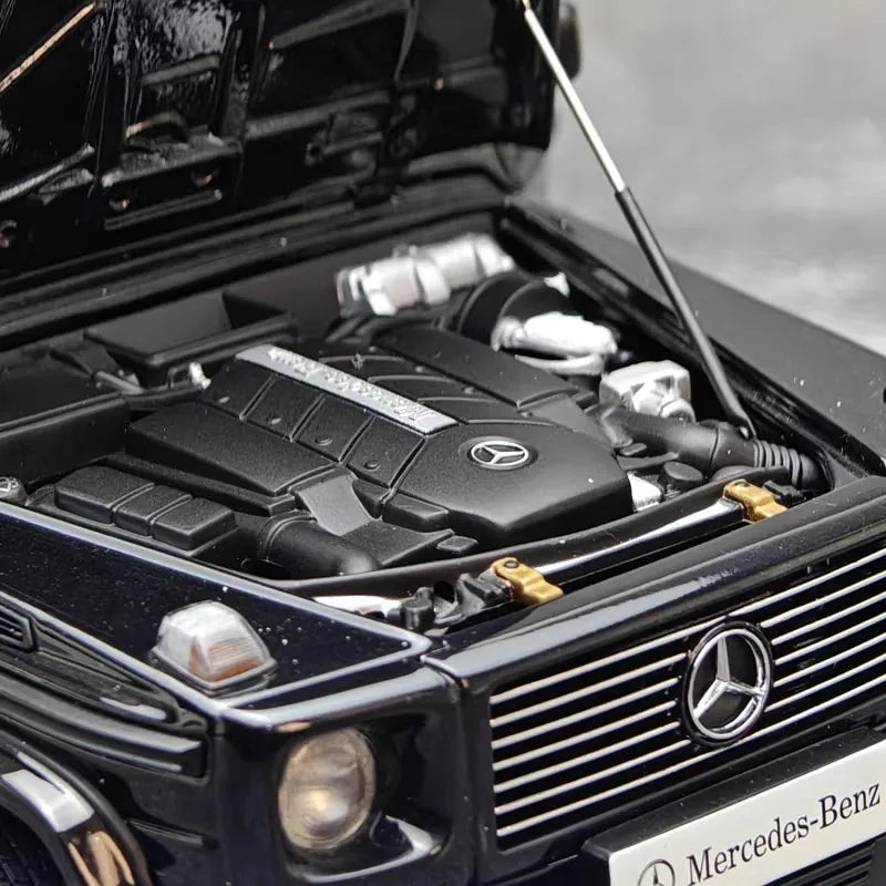 [AutoArt] 1:18 Mercedes-Benz 1998 G500 SWB Black Model Car Die-Cast