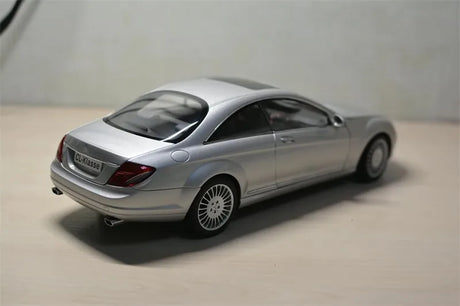 [AutoArt] 1:18 Mercedes-Benz 2006 CL-Klasse Coupe Silver Model Car Die-Cast